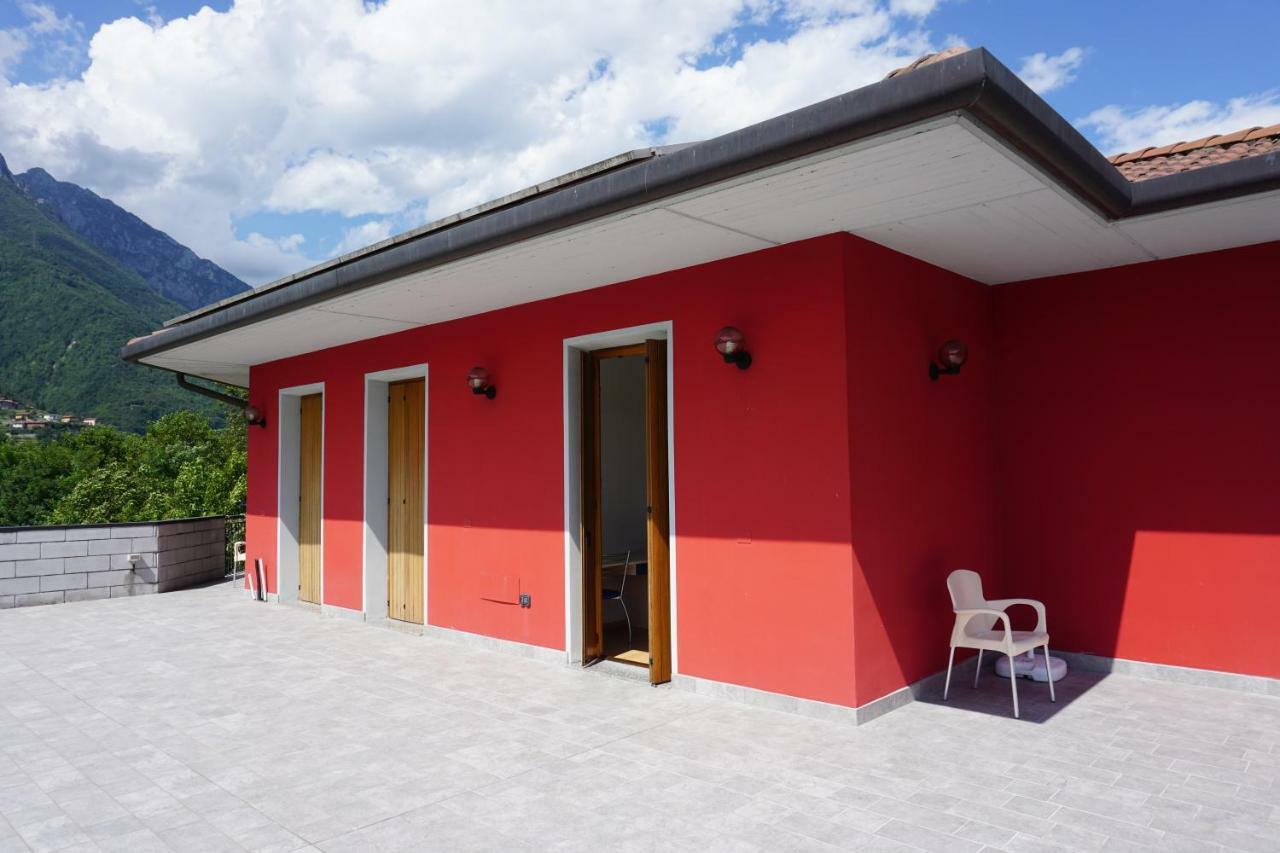 B&B La Villetta เบรโน ภายนอก รูปภาพ