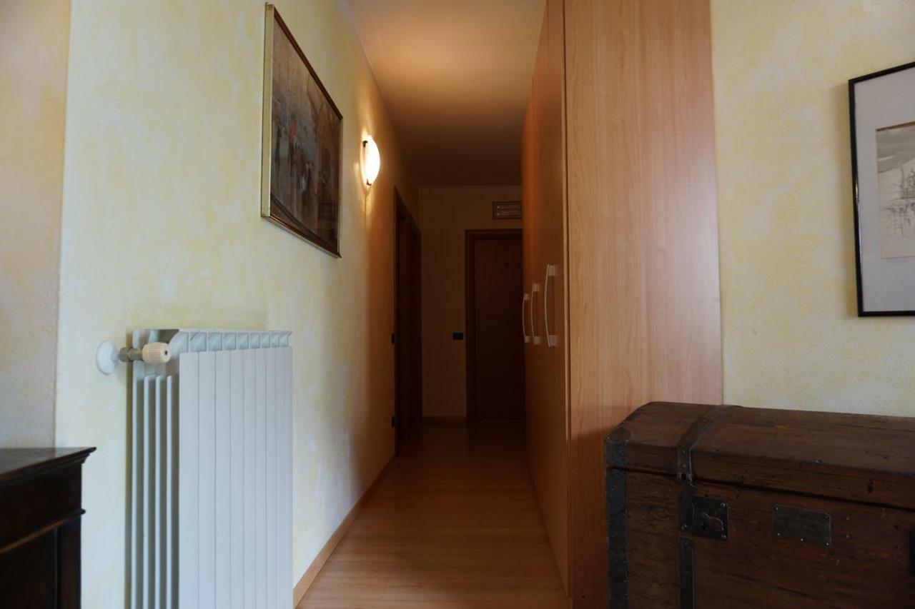 B&B La Villetta เบรโน ภายนอก รูปภาพ